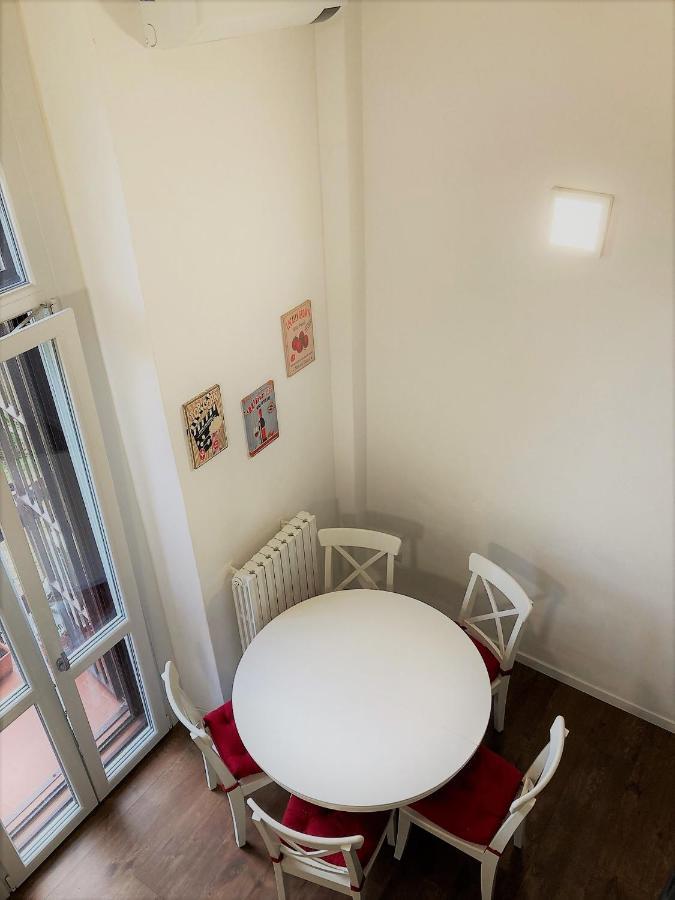 White flat Puglie Apartment Milano Exterior foto