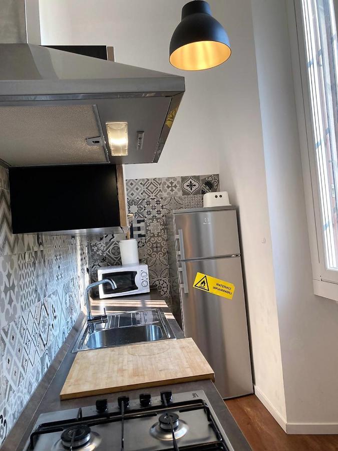 White flat Puglie Apartment Milano Exterior foto