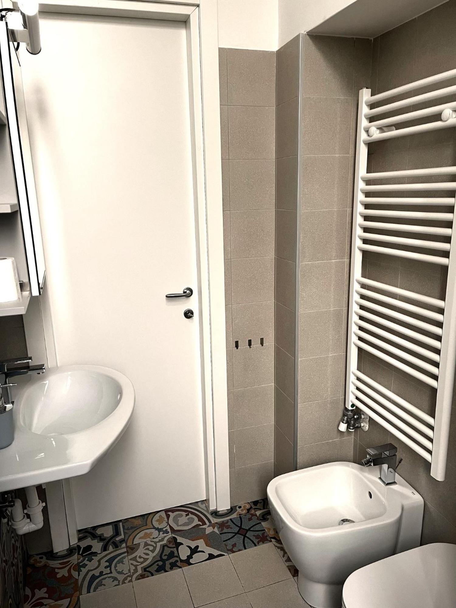 White flat Puglie Apartment Milano Exterior foto